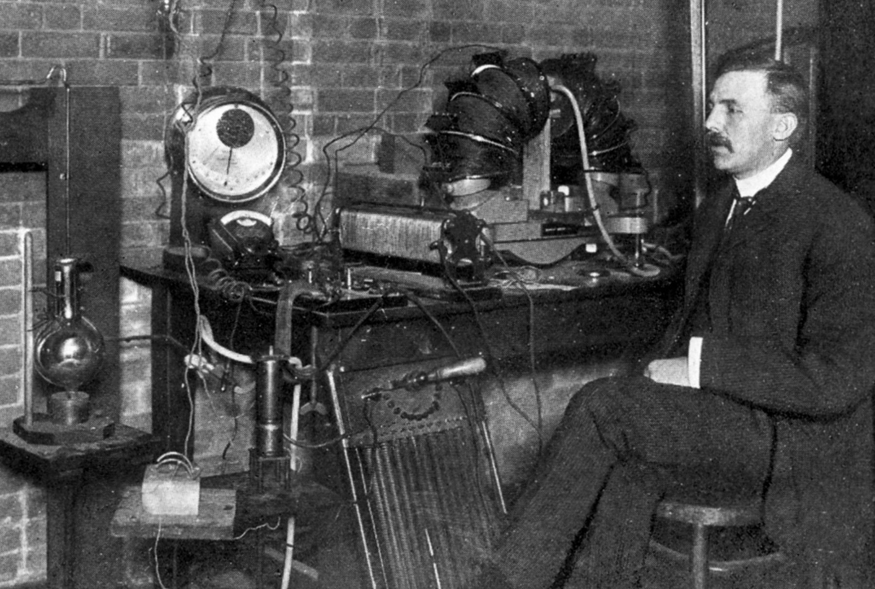 Rutherford y su modelo atómico